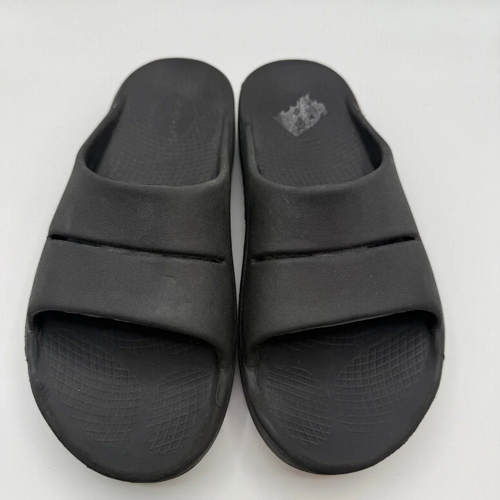 OOFOS Ooahh Slide Sandals Men 11 Black Recovery Arch Support Comfort Shoes